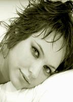 Лара Де Мигель