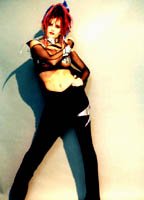 Николь Маколи