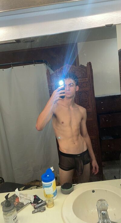 Alex3legs