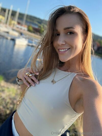 Alexiscrystal