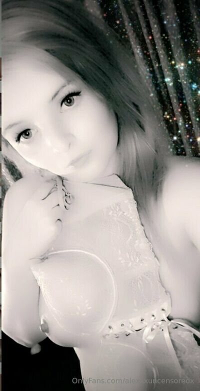Alexxxuncensoredx