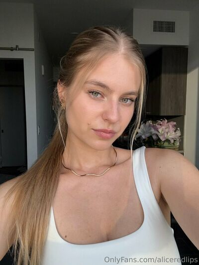 Aliceredlips