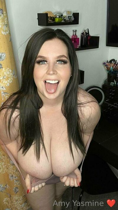 Amy-yasmine