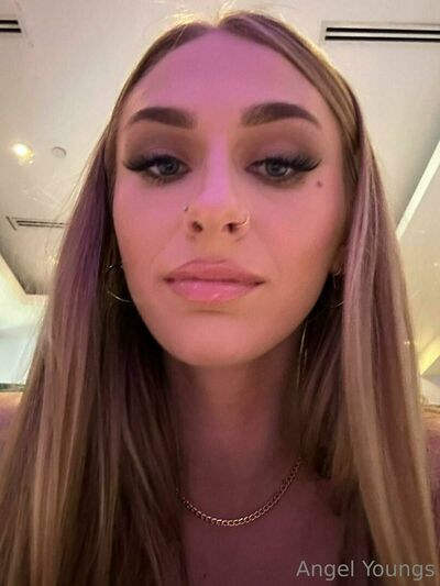 Angelyoungsxxx