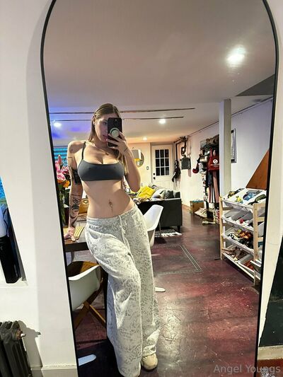 Angelyoungsxxx