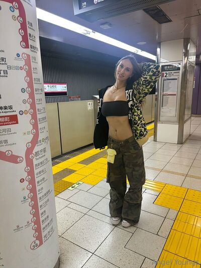 Angelyoungsxxx