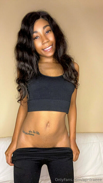 Aprilraeee