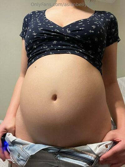 Asianbellygirl