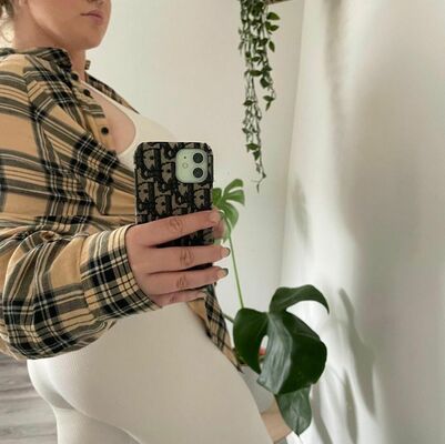 Baddybrunettexx