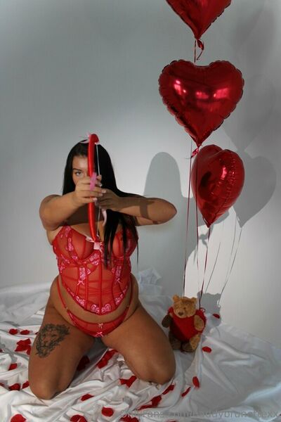Baddybrunettexx