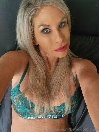 Bankruptblonde