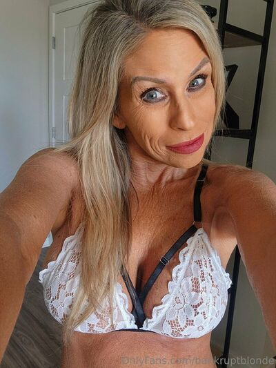 Bankruptblonde