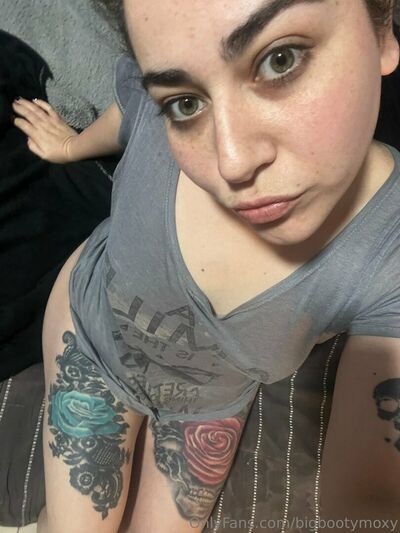 Bigbootymoxy