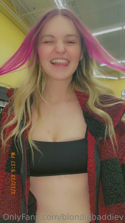 Blondiebaddiev