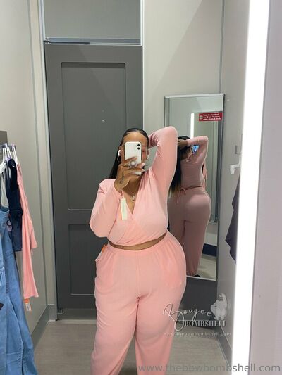 Boujeebombshell