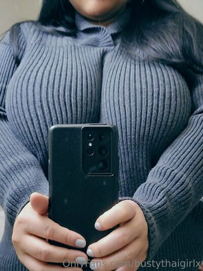 Bustythaigirlx