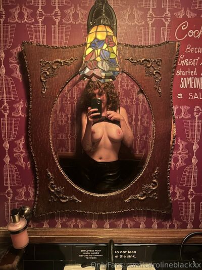 Carolineblackxx