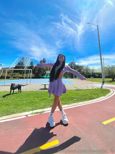 Charlotte19y