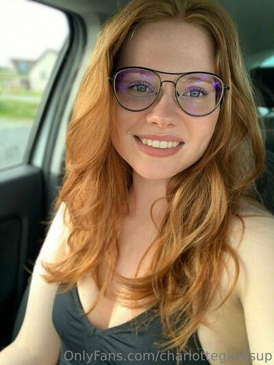 Charlotteglowsup