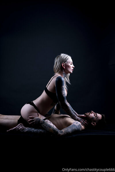 Chastitycouple666