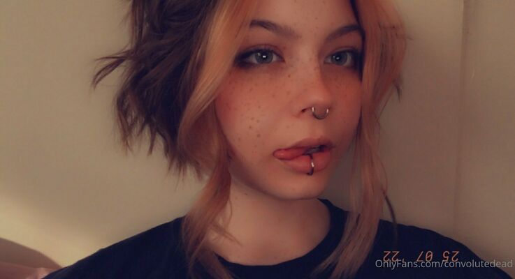 Convolutedead
