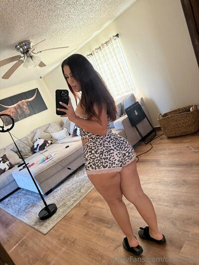 Curvvyyb