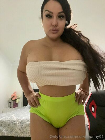 Curvybunny91