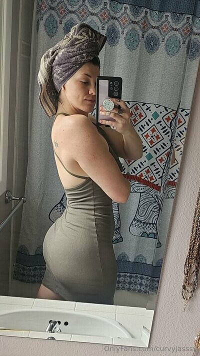 Curvyjasssy