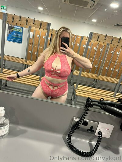 Curvykgirl