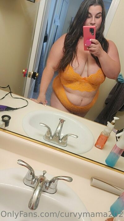 Curvymama2020