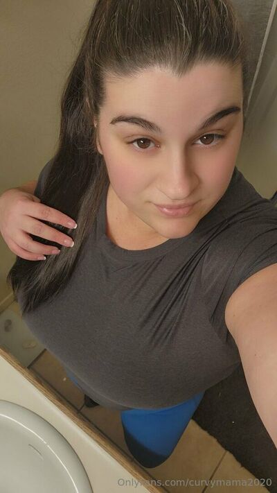 Curvymama2020