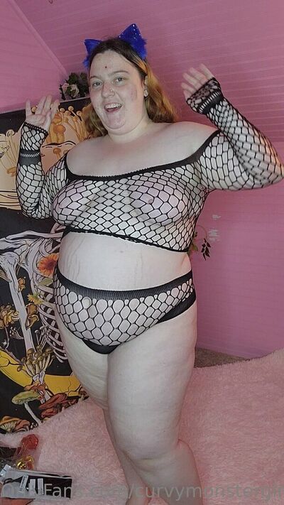 Curvymonstergirlfree