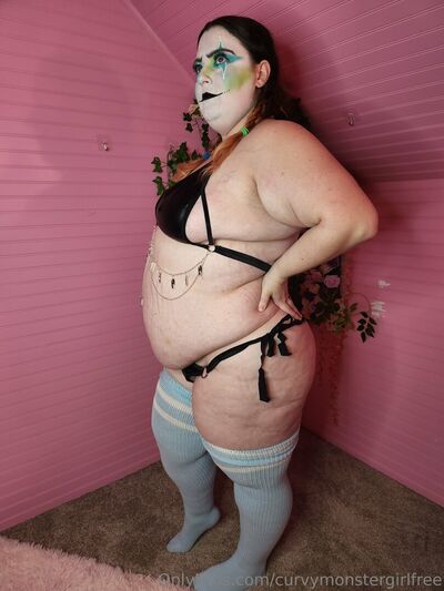 Curvymonstergirlfree