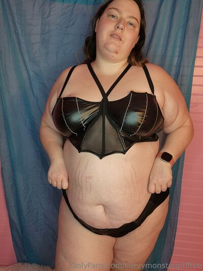 Curvymonstergirlfree