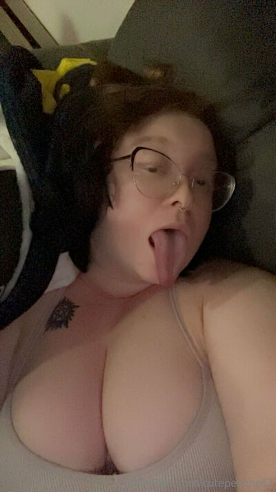 Cutepeaches2