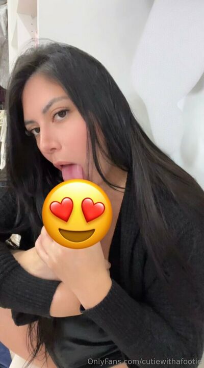 Cutiewithafootiee