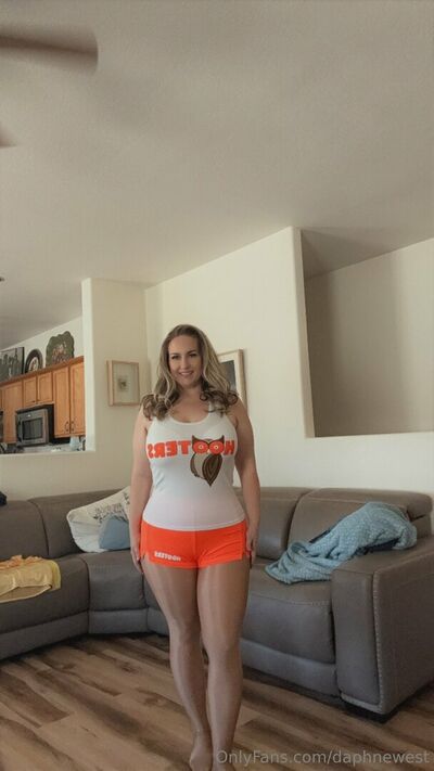 Daphnewest