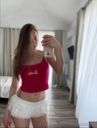 Dollynextdoor
