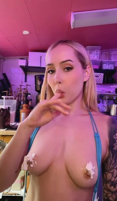 Evathetattedbarbie