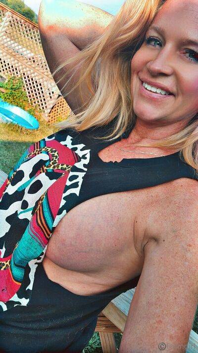 Farmgirl16