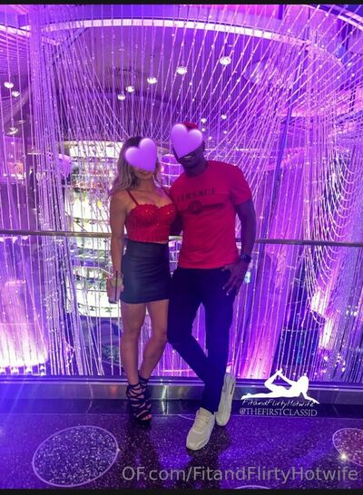 Fitandflirtyhotwife