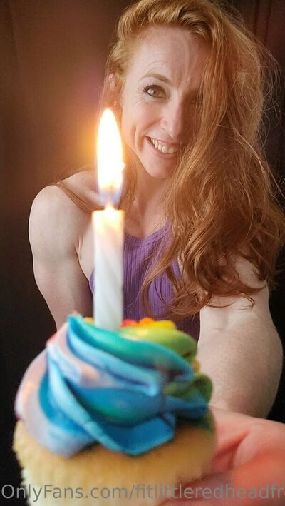 Fitlittleredheadfree