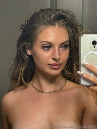 Foxyashlynn