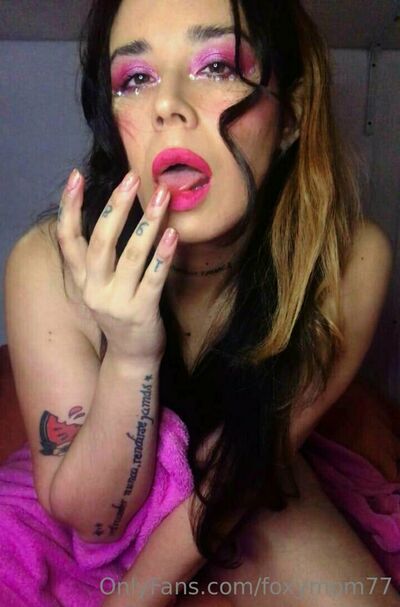 Foxymom77