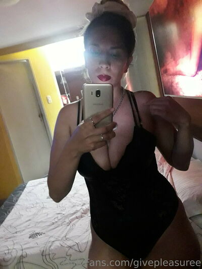 Givepleasuree