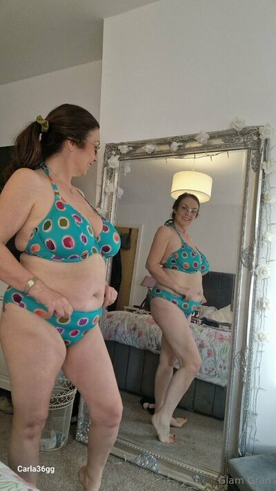 Glamgran56