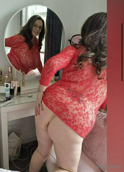 Glamgran56