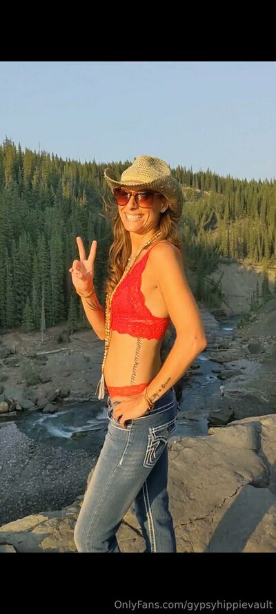 Gypsyhippievault
