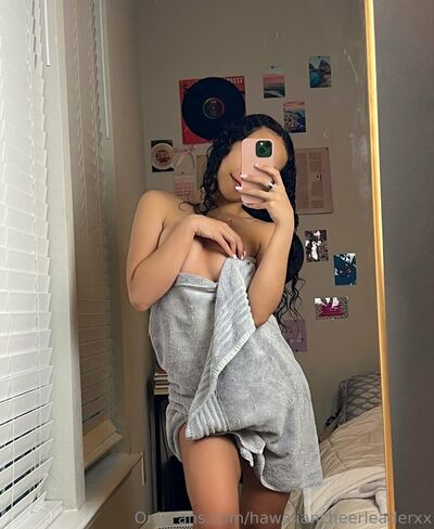 Hawaiiancheerleaderxx
