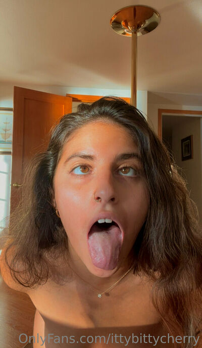 Ittybittycherry